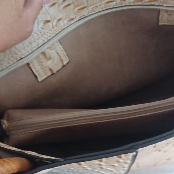 Kim Rodgers - Picture 6 of 6